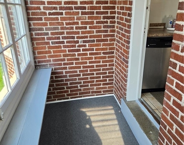 2440 S 4th Street - Photo Thumbnail 2