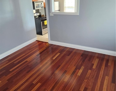 2440 S 4th Street - Photo Thumbnail 6