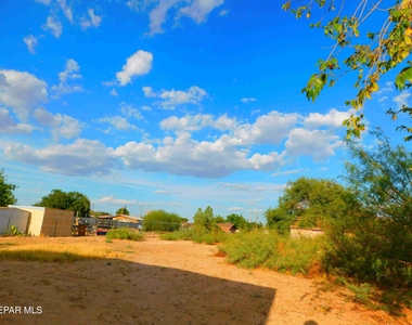 712 Ascencion Street - Photo Thumbnail 27