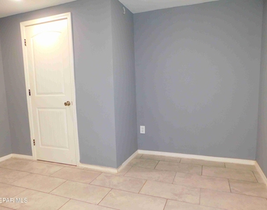 712 Ascencion Street - Photo Thumbnail 18
