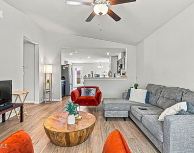 14552 Mescal Bean Court - Photo Thumbnail 5
