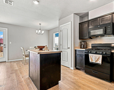 14552 Mescal Bean Court - Photo Thumbnail 13