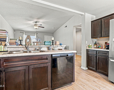 14552 Mescal Bean Court - Photo Thumbnail 8