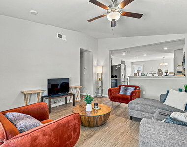 14552 Mescal Bean Court - Photo Thumbnail 6