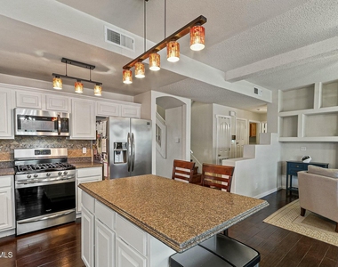12473 Paseo De Arco Court - Photo Thumbnail 14