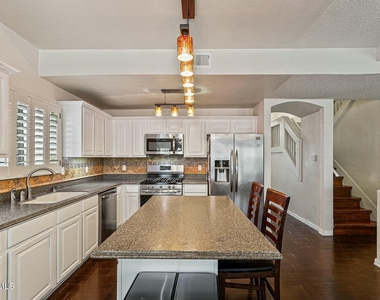 12473 Paseo De Arco Court - Photo Thumbnail 13