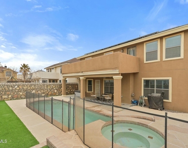 12473 Paseo De Arco Court - Photo Thumbnail 51