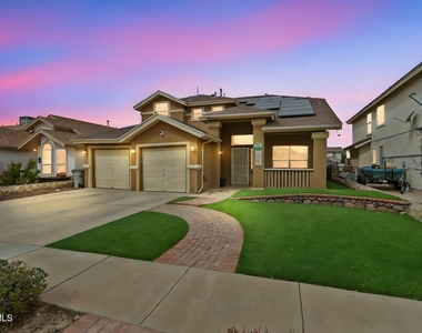 12473 Paseo De Arco Court - Photo Thumbnail 5