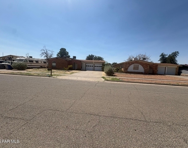 3417 Guthrie Street - Photo Thumbnail 1