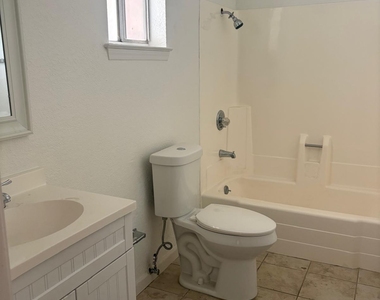 3417 Guthrie Street - Photo Thumbnail 12