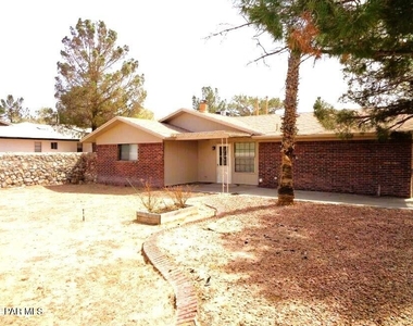 725 Arredondo Drive - Photo Thumbnail 23