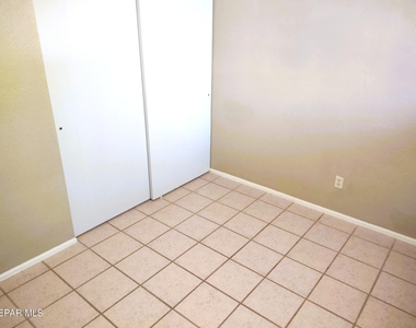 725 Arredondo Drive - Photo Thumbnail 16