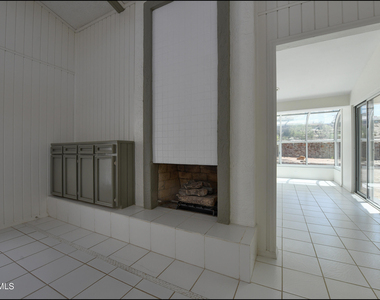 6300 Jebel Way - Photo Thumbnail 12