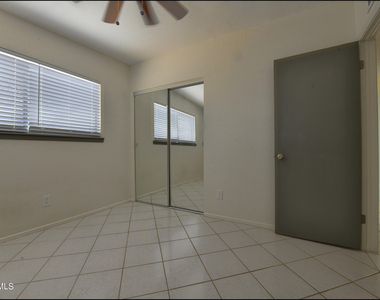 6300 Jebel Way - Photo Thumbnail 37