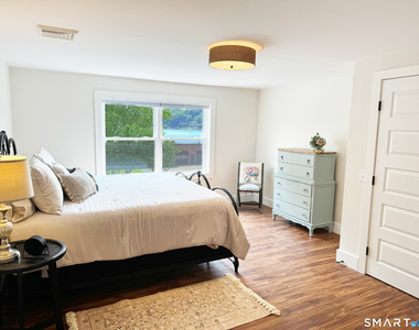 188 Lake Street - Photo Thumbnail 4