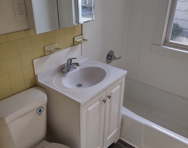 139 Pennsylvania Avenue - Photo Thumbnail 5