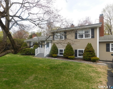 5 Larson Drive - Photo Thumbnail 11