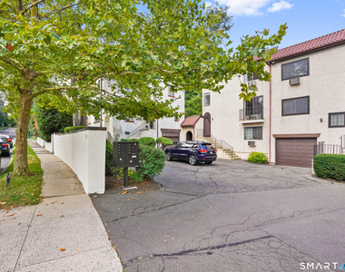 272 Hubbard Avenue - Photo Thumbnail 31