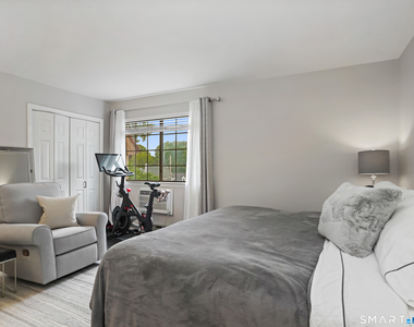 272 Hubbard Avenue - Photo Thumbnail 19