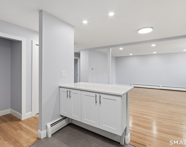 502 Fountain Street - Photo Thumbnail 4