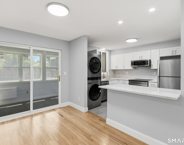 502 Fountain Street - Photo Thumbnail 5