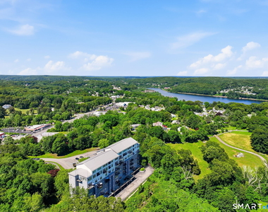 586 Thames Street - Photo Thumbnail 35