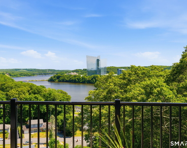586 Thames Street - Photo Thumbnail 14