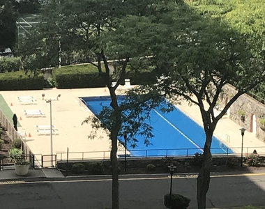 2625 Park Avenue - Photo Thumbnail 2
