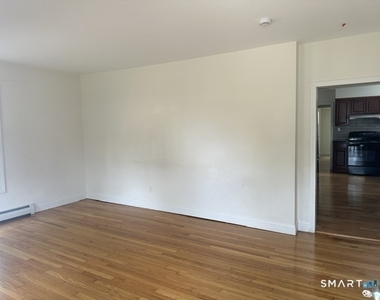 214 Kimberly Avenue - Photo Thumbnail 6