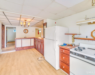 616 Willow Street - Photo Thumbnail 7