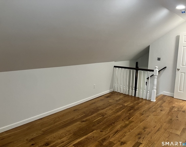 490 Danbury Road - Photo Thumbnail 3