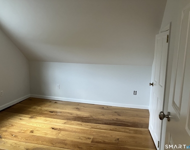 490 Danbury Road - Photo Thumbnail 7