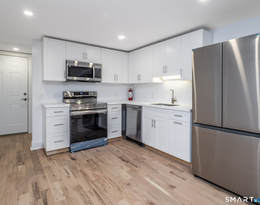 523 Danbury Road - Photo Thumbnail 3