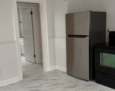 193 Helen Street - Photo Thumbnail 2