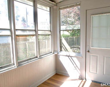 8 Rockwell Avenue - Photo Thumbnail 21
