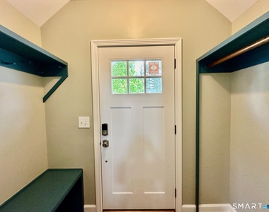 33 Emerson Street - Photo Thumbnail 6