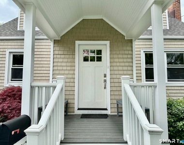 33 Emerson Street - Photo Thumbnail 2