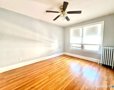 99 Seymour Avenue - Photo Thumbnail 9