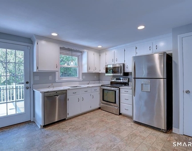 115 Heywood Drive - Photo Thumbnail 4