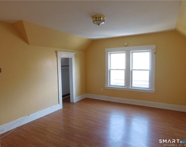 199 Whitney Avenue - Photo Thumbnail 3