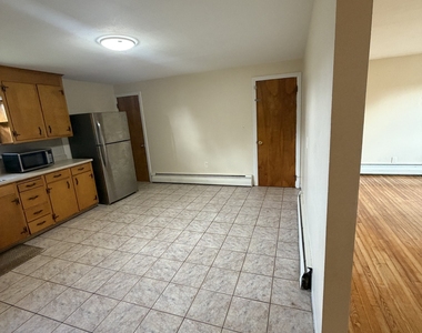 33 Franklin Street - Photo Thumbnail 3