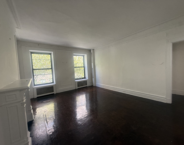 24 East 80th Street - Photo Thumbnail 1