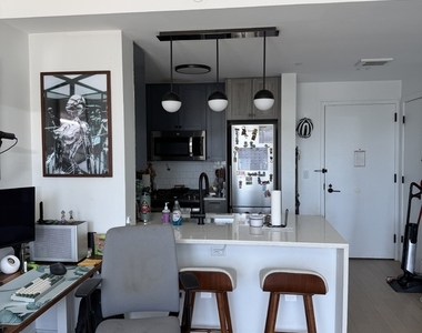 36-20 Steinway Street - Photo Thumbnail 1