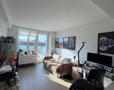 36-20 Steinway Street - Photo Thumbnail 5