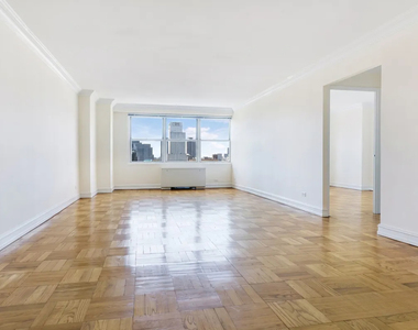 888 Eighth Avenue #7K - Photo Thumbnail 4