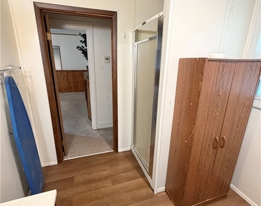1626 Davidson St - Photo Thumbnail 12