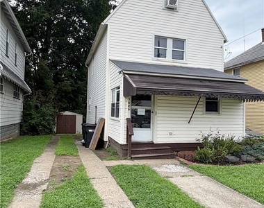 1626 Davidson St - Photo Thumbnail 13