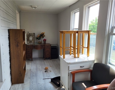 616 Teall Avenue - Photo Thumbnail 10