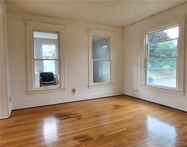 616 Teall Avenue - Photo Thumbnail 8