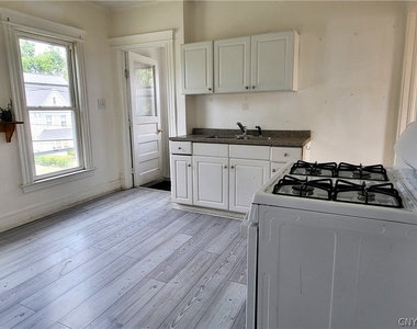 616 Teall Avenue - Photo Thumbnail 3